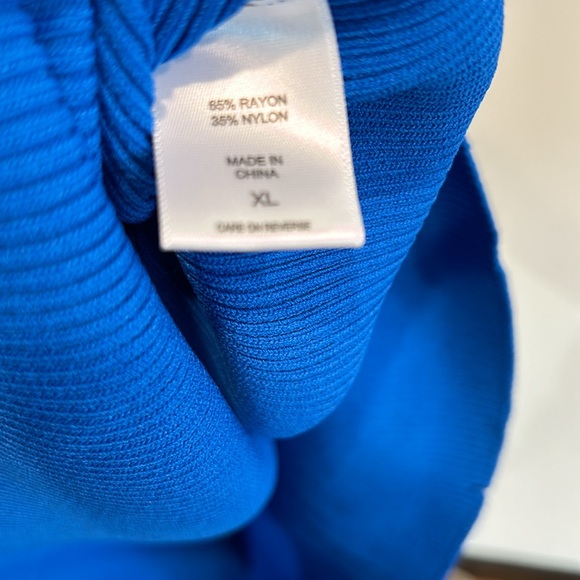 Gabrielle Union Cutout Sweater Dress Size XL Long Sleeve color-block midi new - Picture 7 of 7